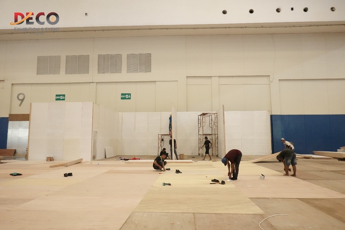 Tim Pembongkaran Dismantle Deco Exhibition